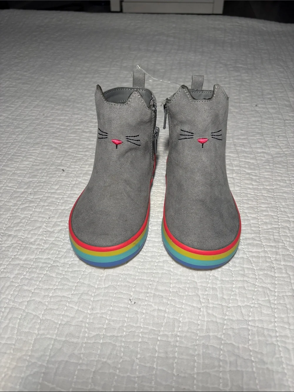 GAP Gray Cat Face Kids Boots with Rainbow Stripe Sole